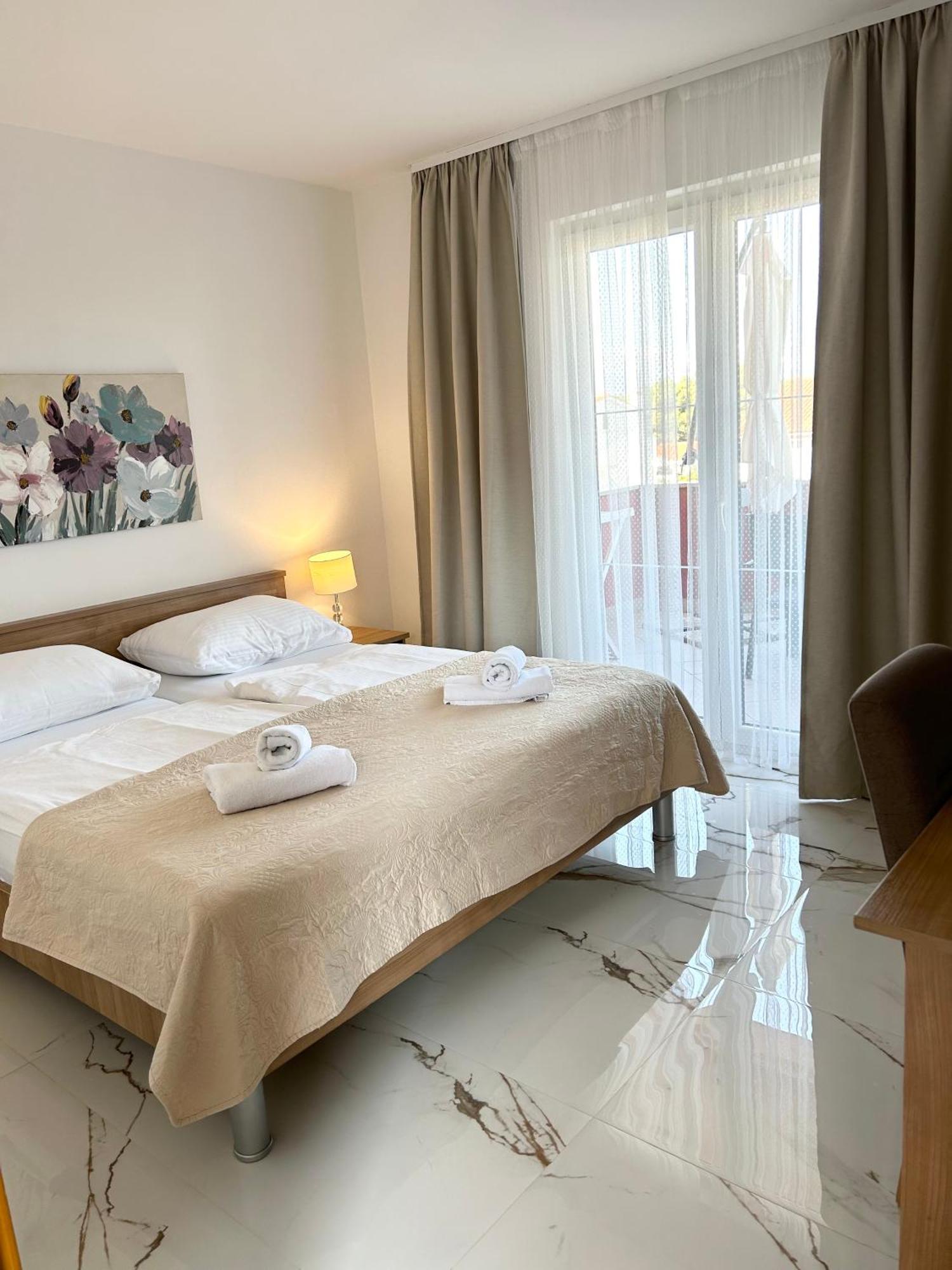 פונאנט Apartments Mare מראה חיצוני תמונה